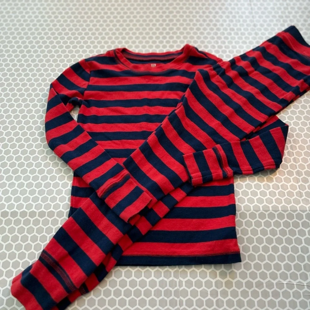 GAP Red and Navy Striped Long Sleeve Pajama Set Size 8